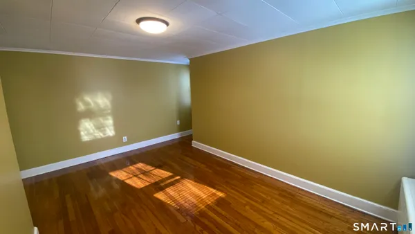 $1,675 | 214 Columbia Street, Unit 2, New Britain, CT 06052