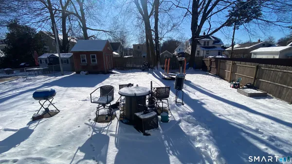 $1,675 | 214 Columbia Street, Unit 2, New Britain, CT 06052