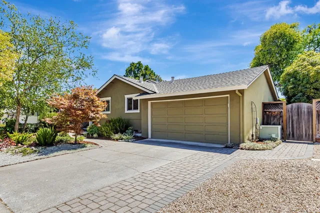 $2,398,000 | 2500 Lost Oaks Drive, San Jose, CA 95124