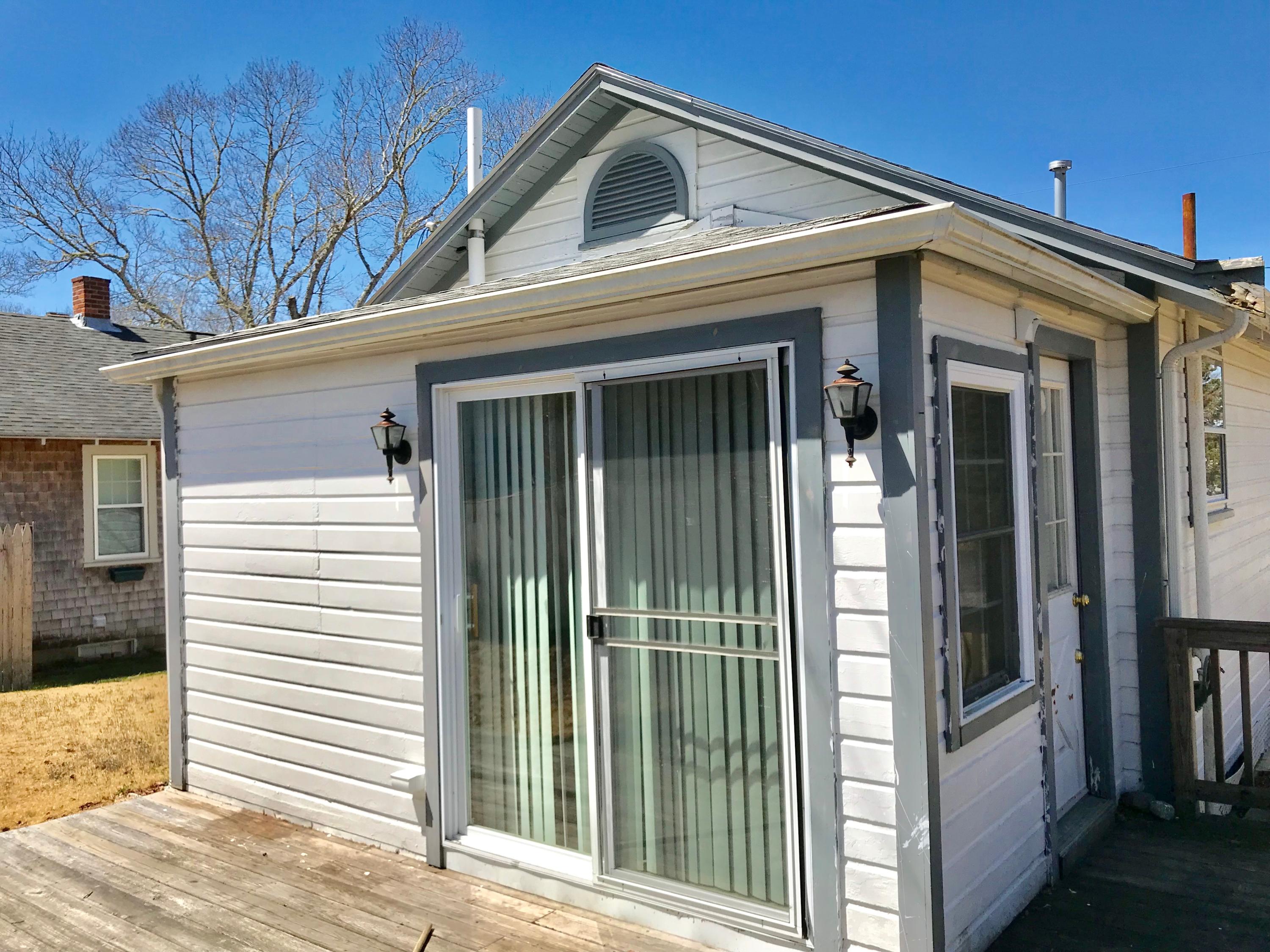 29 Agawam Beach Road Wareham, MA 02571 - Photo 10 of 16 IMG-4877