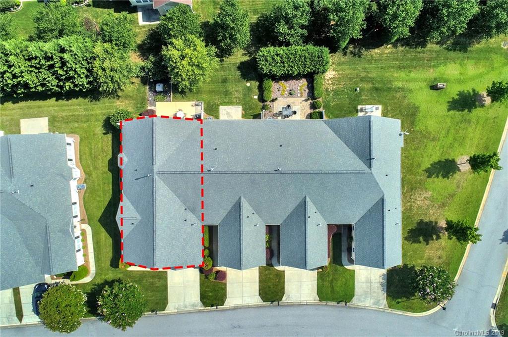 340 Garnet Court Fort Mill, SC 29708 - Photo 38 of 44 an aerial view of a house