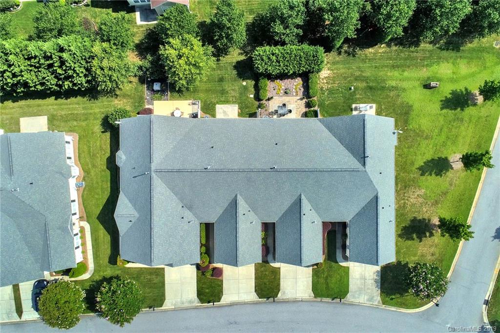 340 Garnet Court Fort Mill, SC 29708 - Photo 43 of 44 an aerial view of a house with a yard