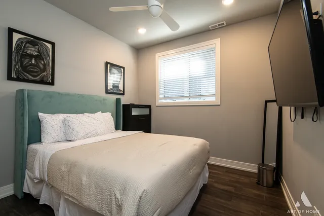 $555,000 | 3914 South King Drive, Unit 3S, Chicago, IL 60653