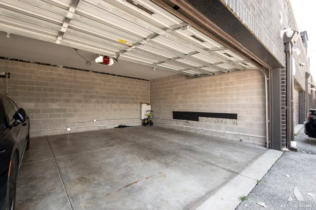 $555,000 | 3914 South King Drive, Unit 3S, Chicago, IL 60653