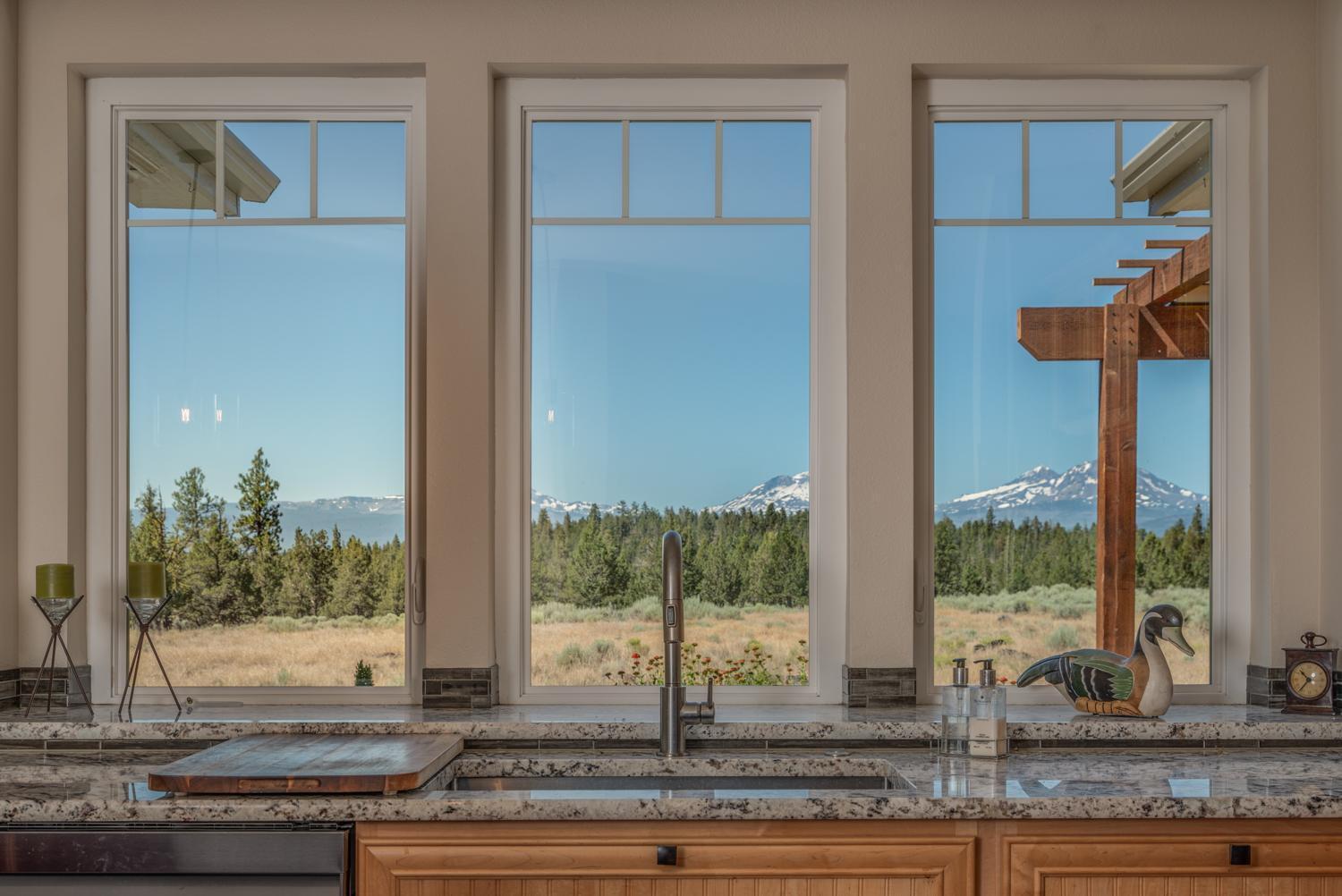 69785 Goodrich Road Sisters, OR 97759 - Photo 18 of 53 Wonderful views of the Cascade Mountain range