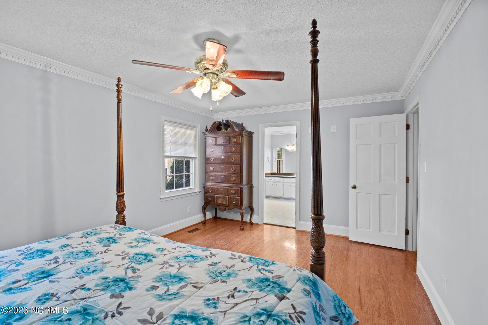 210 Rockledge Road New Bern, NC 28562 - Photo 16 of 32 Master Bedroom
