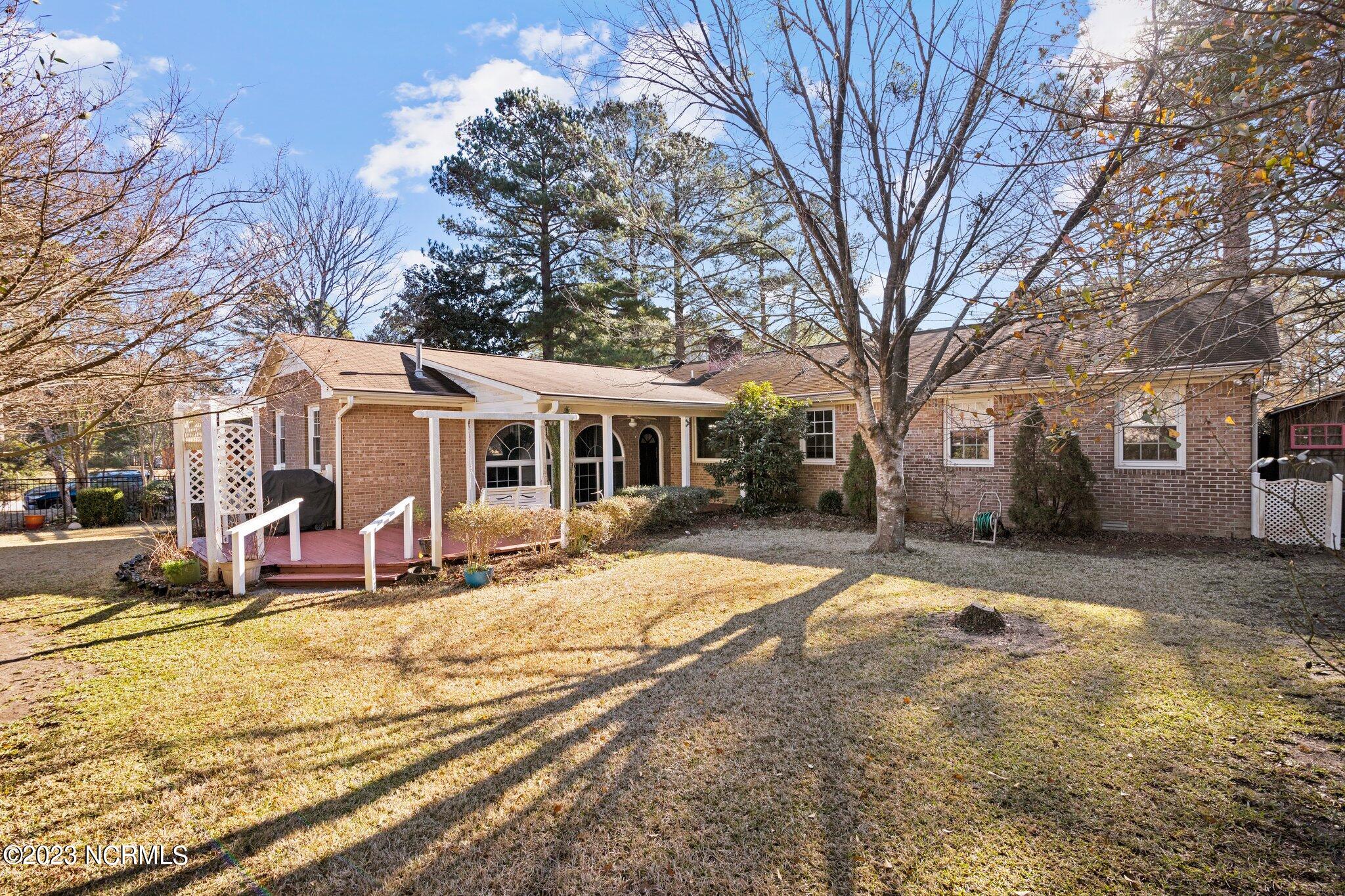 210 Rockledge Road New Bern, NC 28562 - Photo 25 of 32 Back of House