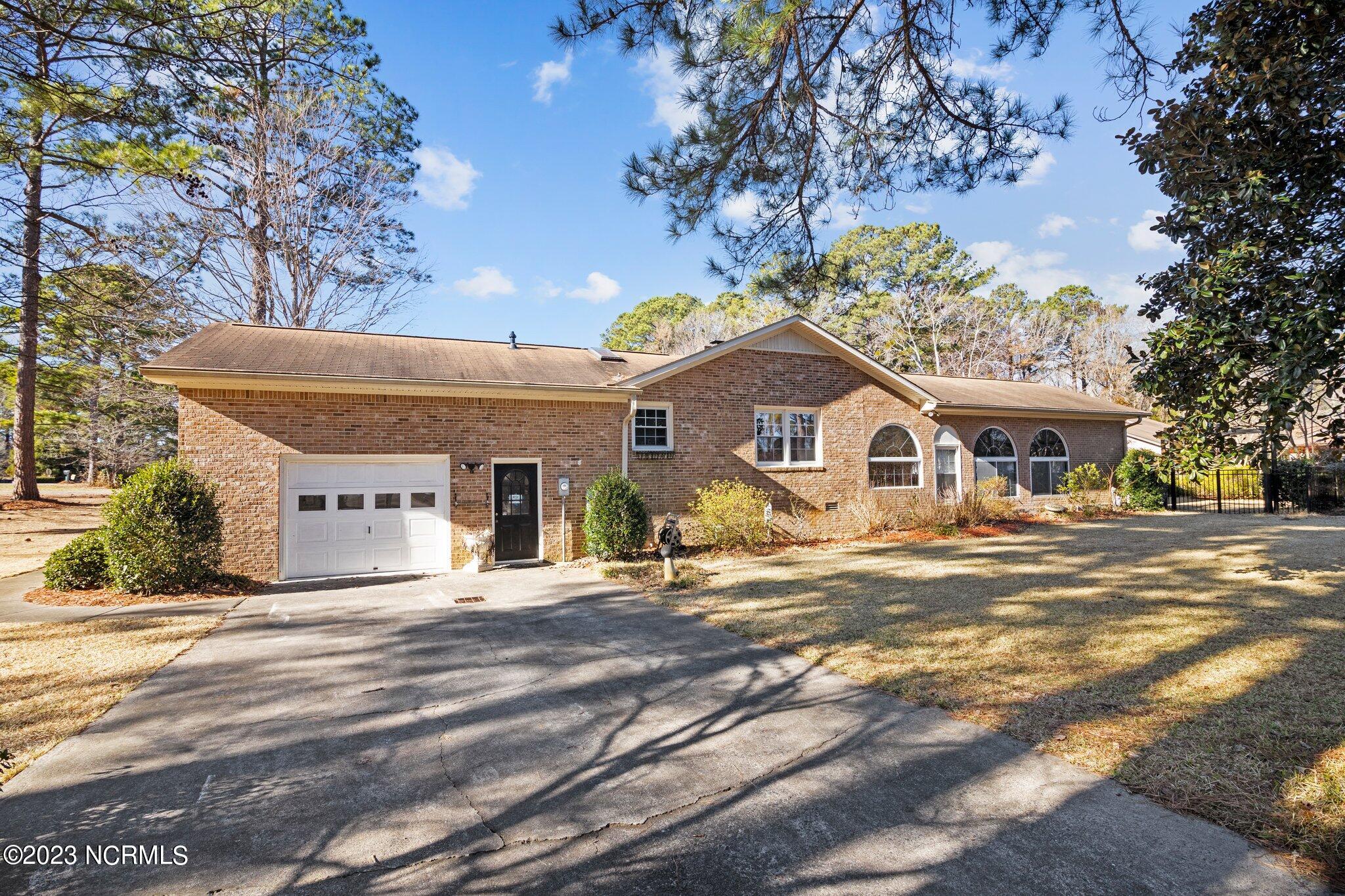 210 Rockledge Road New Bern, NC 28562 - Photo 28 of 32 Side Entry