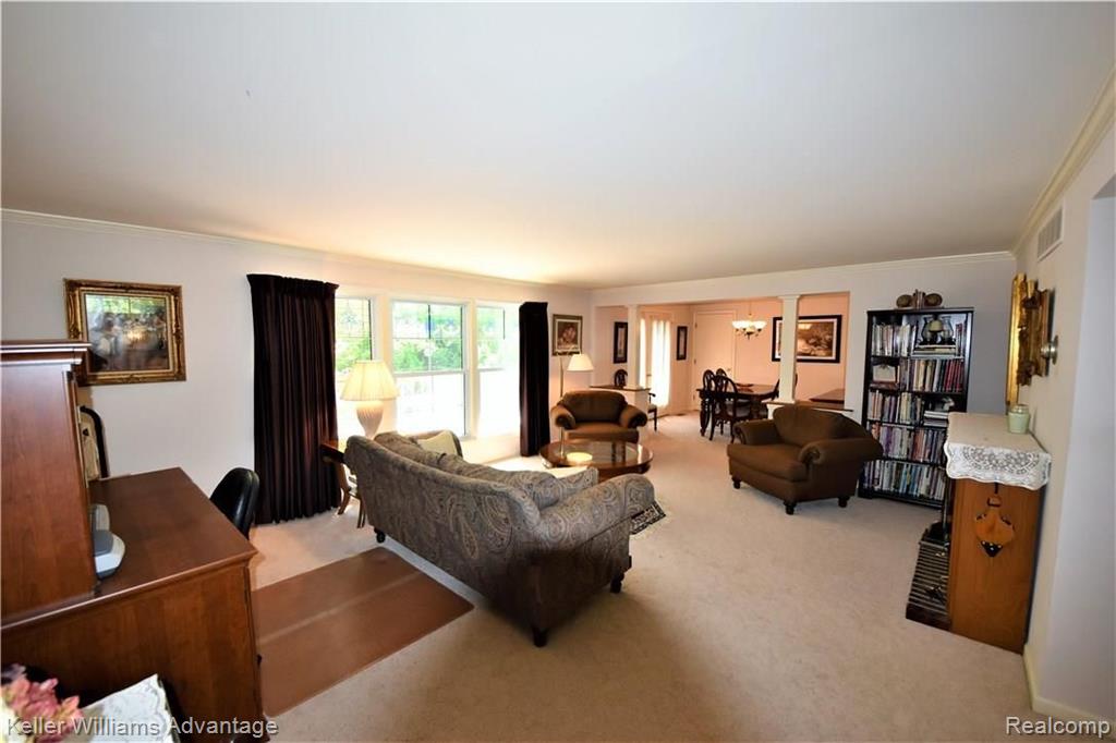 29999 Barwell Road Farmington Hills, MI 48334 - Photo 12 of 43