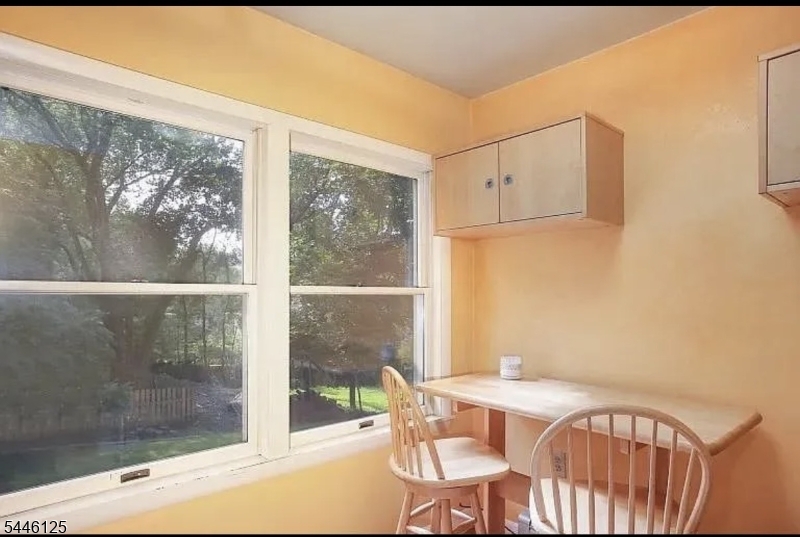 66 Maple Street Watchung, NJ 07069 - Photo 5 of 17