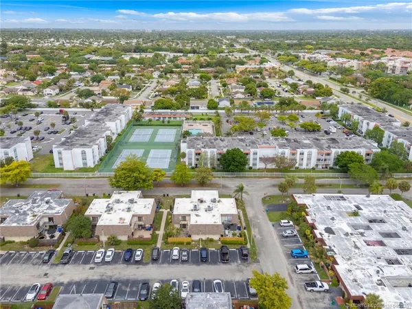 $309,900 | 8106 Southwest 23rd Street, Unit 28A, North Lauderdale, FL 33068