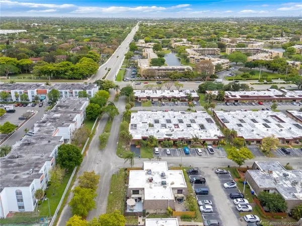 $309,900 | 8106 Southwest 23rd Street, Unit 28A, North Lauderdale, FL 33068