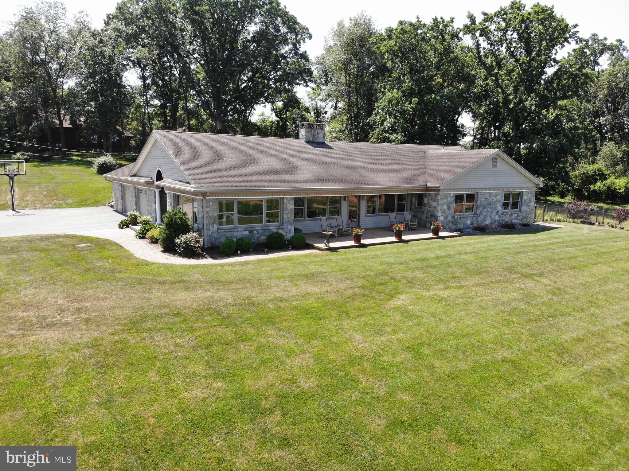 121 Ebersole Road Ephrata, PA 17522 - Photo 1 of 89 Gallery Image 1