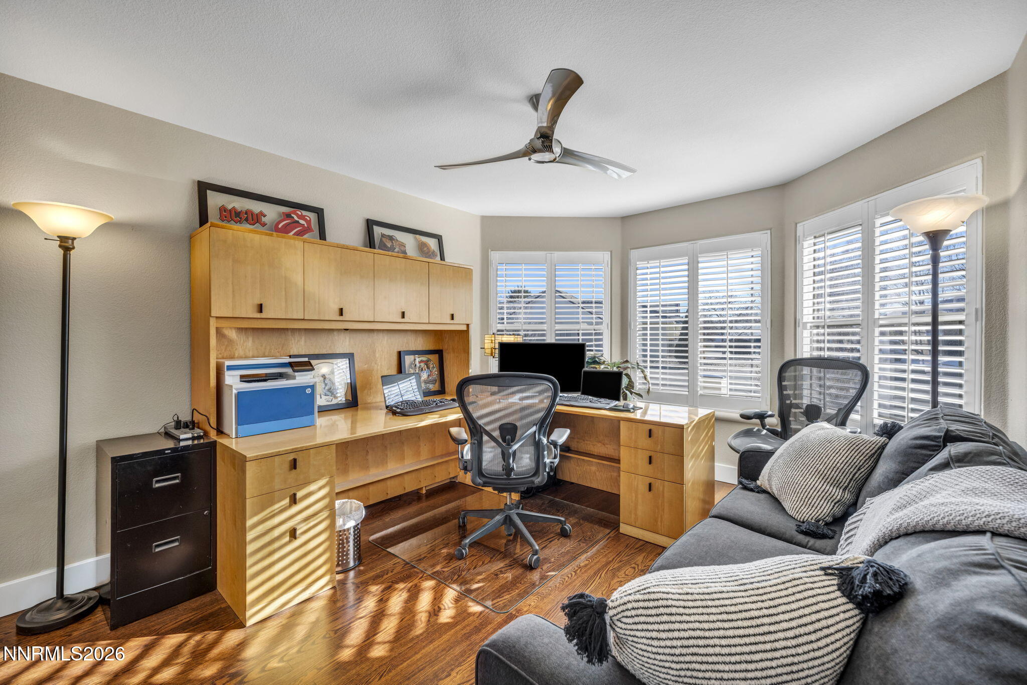 2296 Oak Ridge Drive Carson City, NV 89703 - Photo 27 of 71 a living room with furniture and a large window