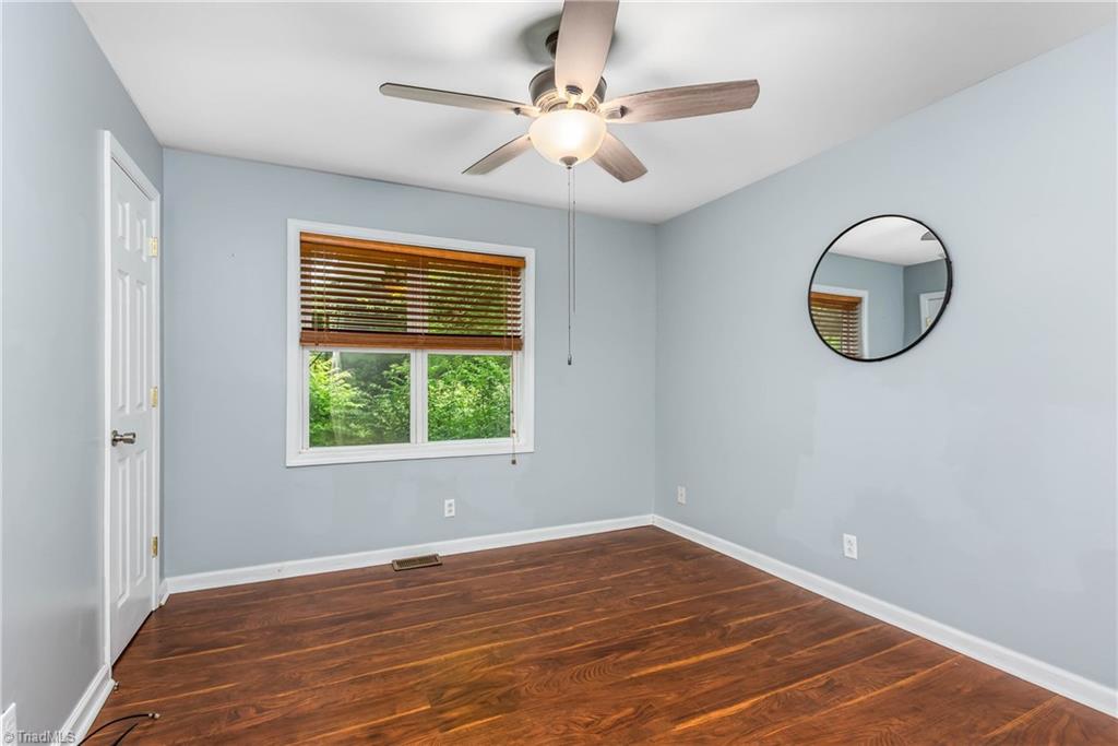 1093 Gordon Road Pinnacle, NC 27043 - Photo 17 of 35
