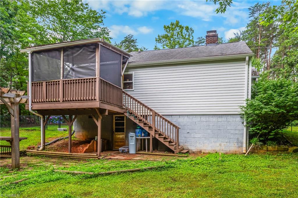 1093 Gordon Road Pinnacle, NC 27043 - Photo 23 of 35