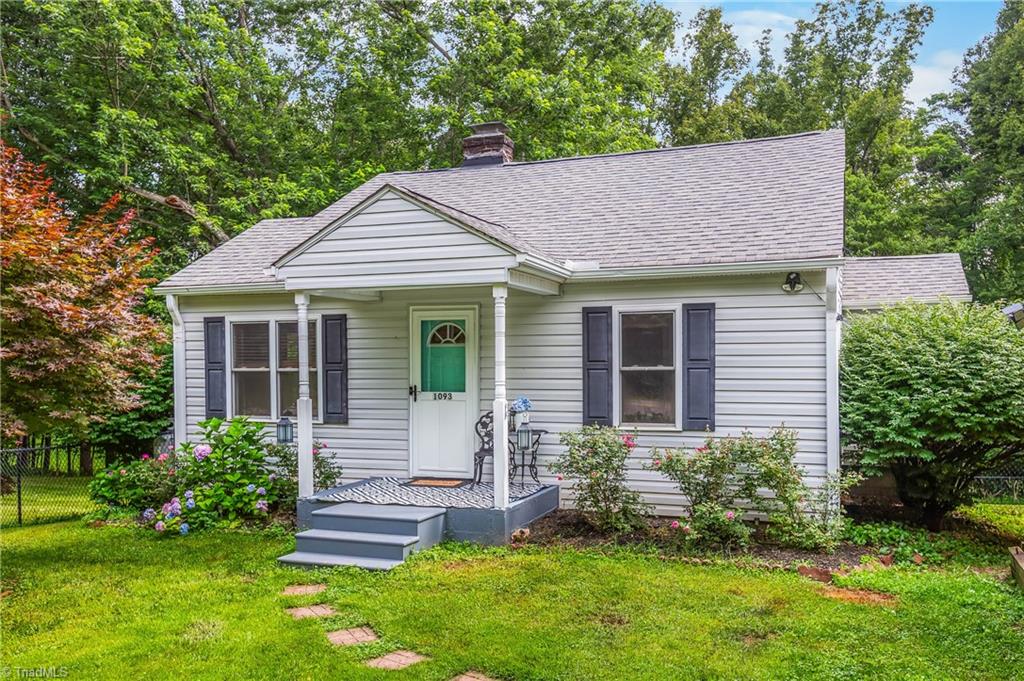 1093 Gordon Road Pinnacle, NC 27043 - Photo 4 of 35