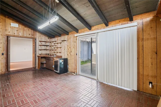 a view of a storage & utility room