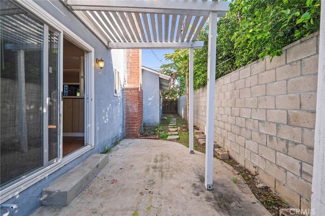 $1,298,000 | 3096 Warren Lane, Costa Mesa, CA 92626