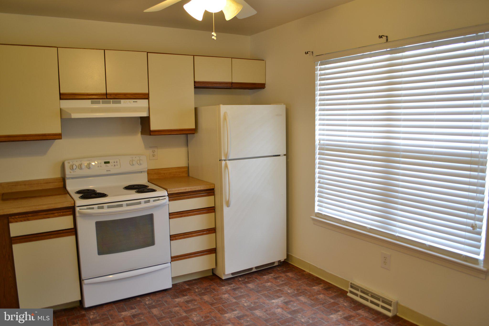 303 Cold Spring Place Dover, DE 19904 - Photo 2 of 19 Gallery Image 2