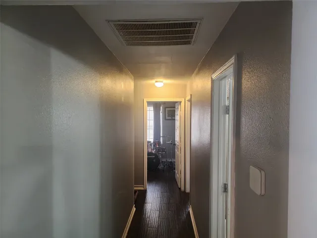 $229,900 | 510 Edgebrook Drive, Houston, TX 77034