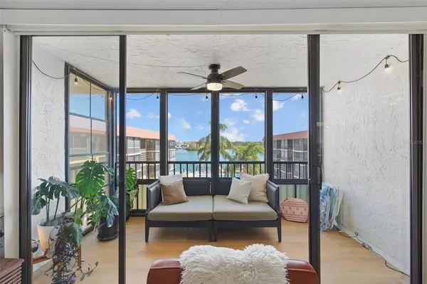 $3,000 | 19701 Gulf Boulevard, Unit 423, Indian Shores, FL 33785