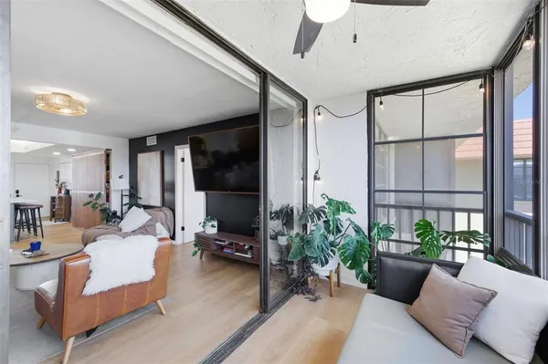 $3,000 | 19701 Gulf Boulevard, Unit 423, Indian Shores, FL 33785