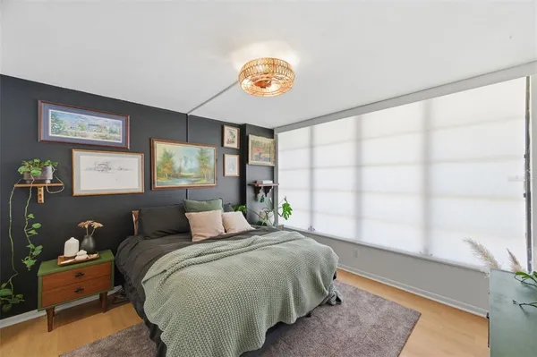 $3,000 | 19701 Gulf Boulevard, Unit 423, Indian Shores, FL 33785