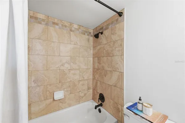 $3,000 | 19701 Gulf Boulevard, Unit 423, Indian Shores, FL 33785