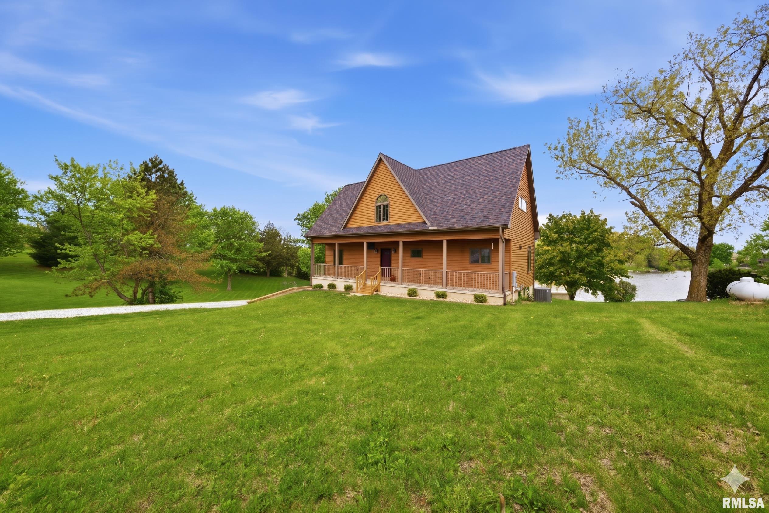 233 Swan Lake Road Avon, IL 61415 - Photo 3 of 55