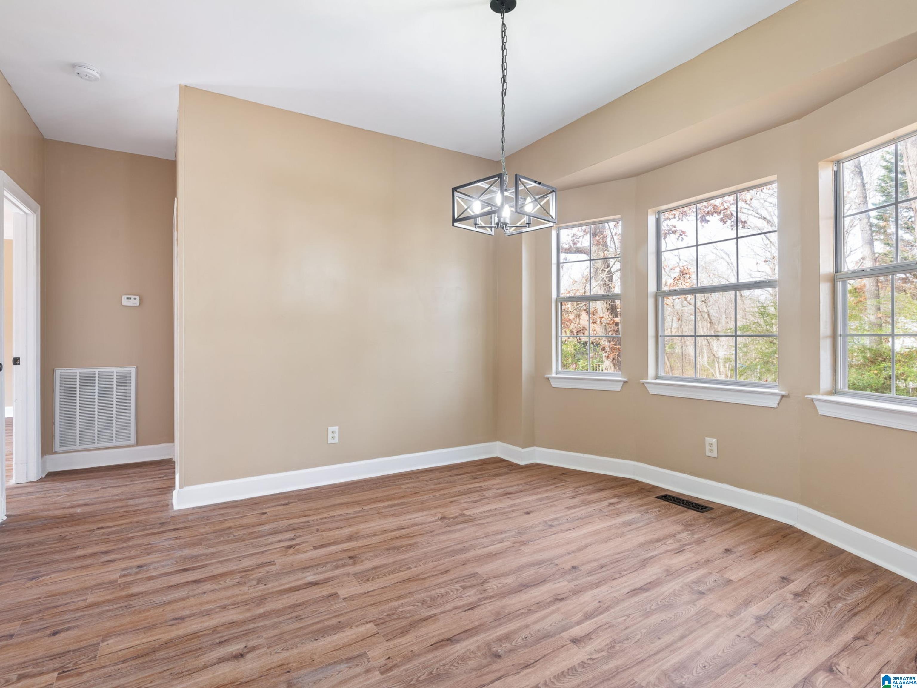 716 14th Avenue Pleasant Grove, AL 35127 - Photo 13 of 36