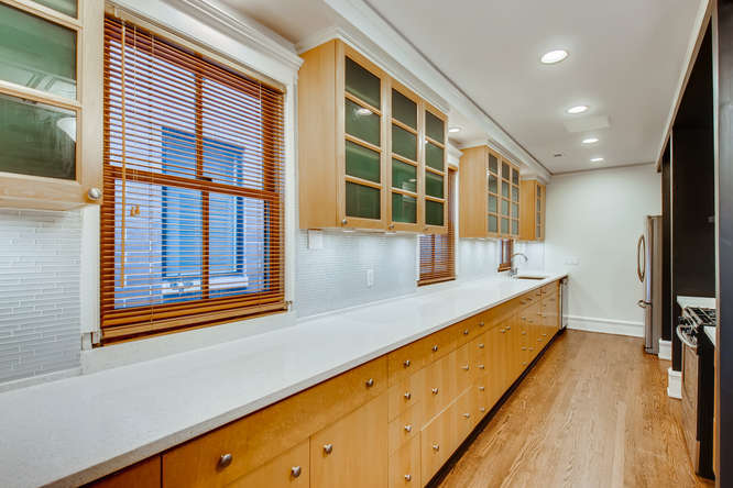 1429 West Roscoe Street, Unit 2 Chicago, IL 60657 - Photo 10 of 27