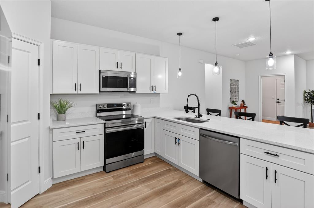 6241 Southwest 154th Lane Road Ocala, FL 34473 - Photo 9 of 29