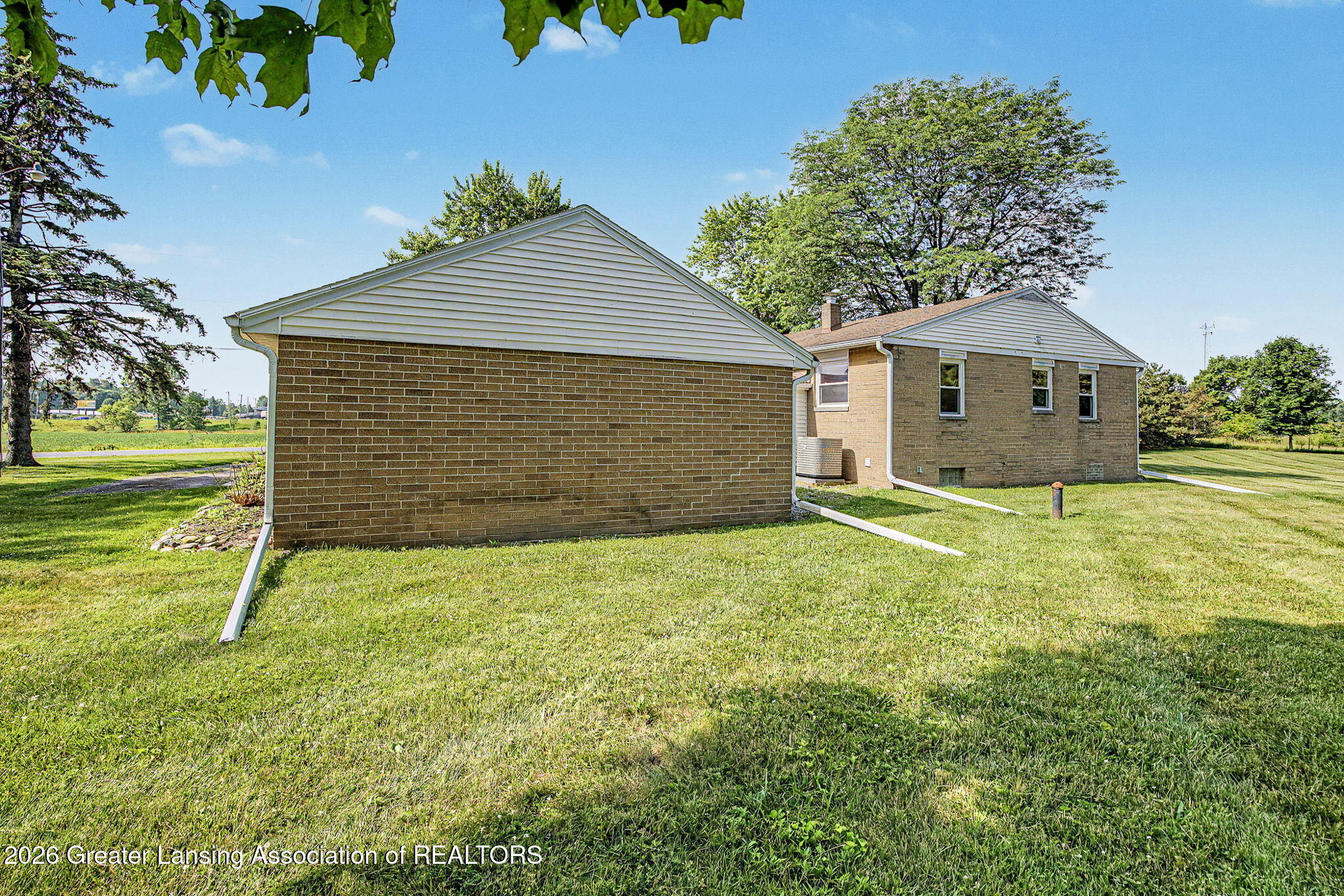 13345 West Clark Road Eagle, MI 48822 - Photo 27 of 32 27-web-or-mls-CQ1A3801