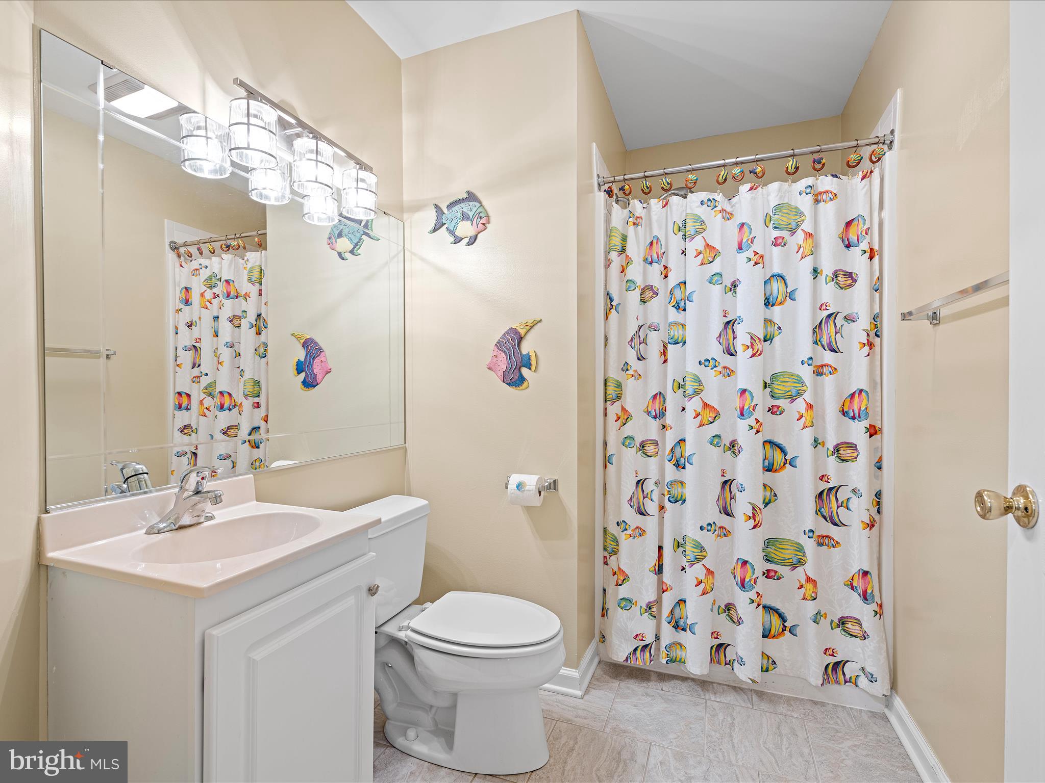 734 Deer Leap Drive, Unit 4 Bethany Beach, DE 19930 - Photo 45 of 53 Guest bath