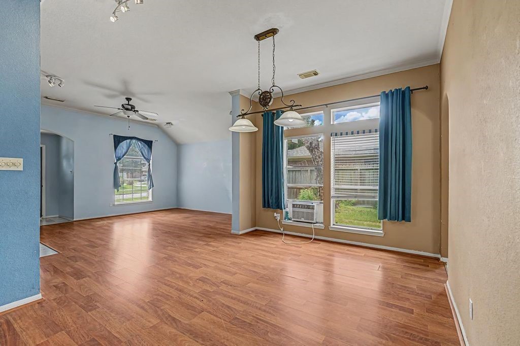 23310 Stepinwolf Lane Spring, TX 77373 - Photo 10 of 19 Gallery Image 10