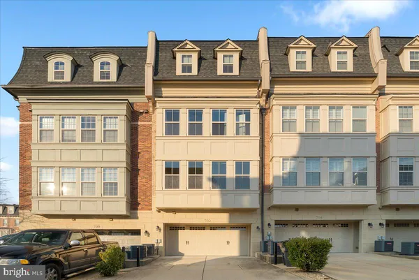 $4,800 | 702 Sentry Square, Unit 109, Oxon Hill, MD 20745