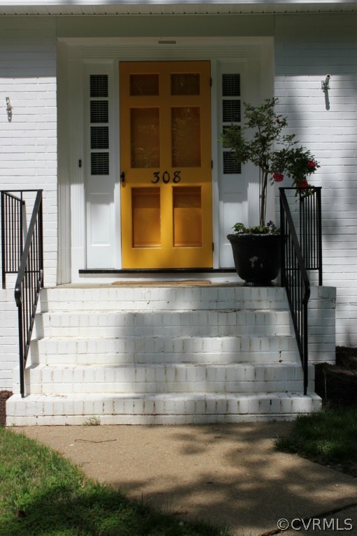 308 Coalport Road Henrico, VA 23229 - Photo 2 of 23 Gallery Image 2