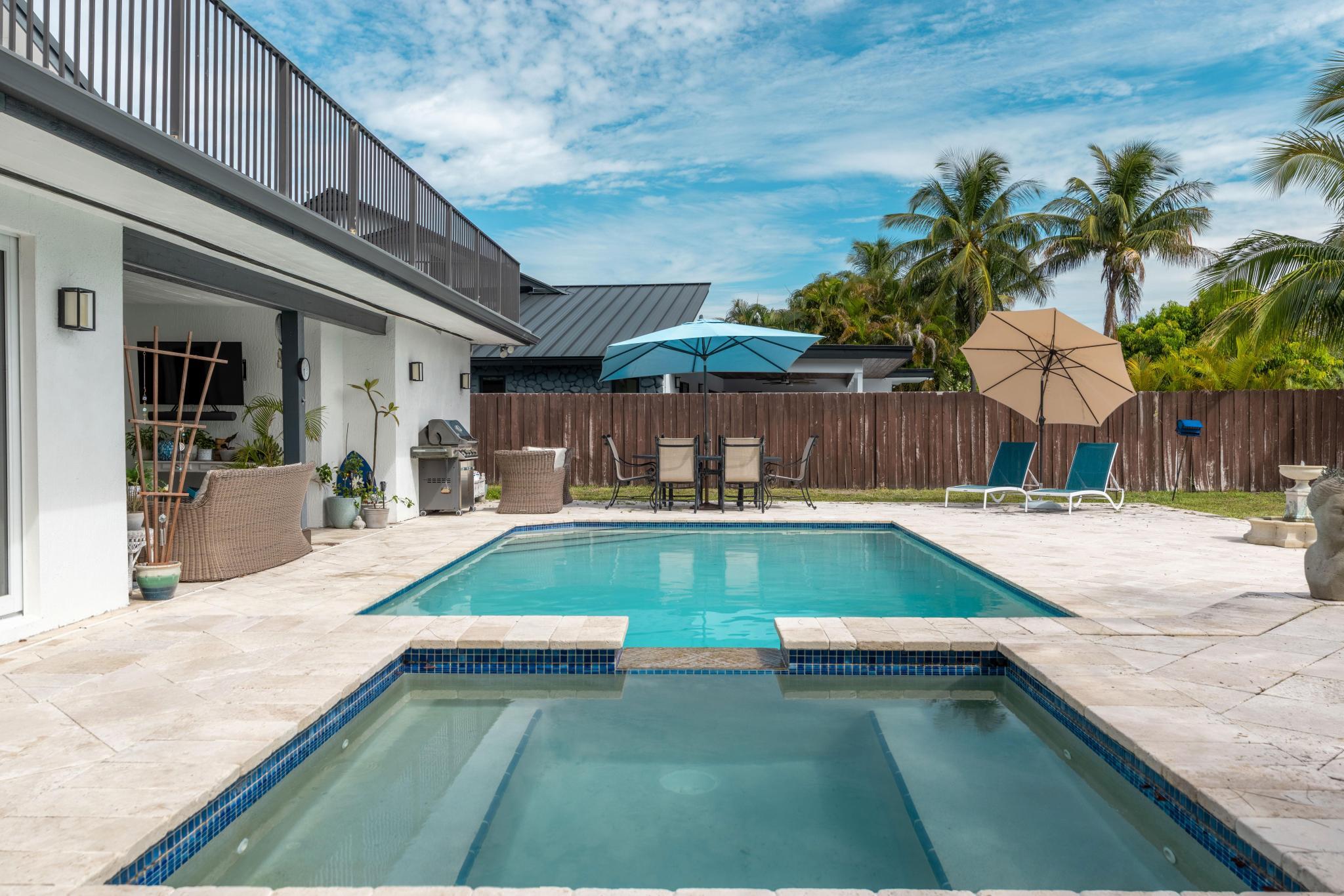 33 Oregon Lane Boca Raton, FL 33487 - Photo 37 of 46 8File