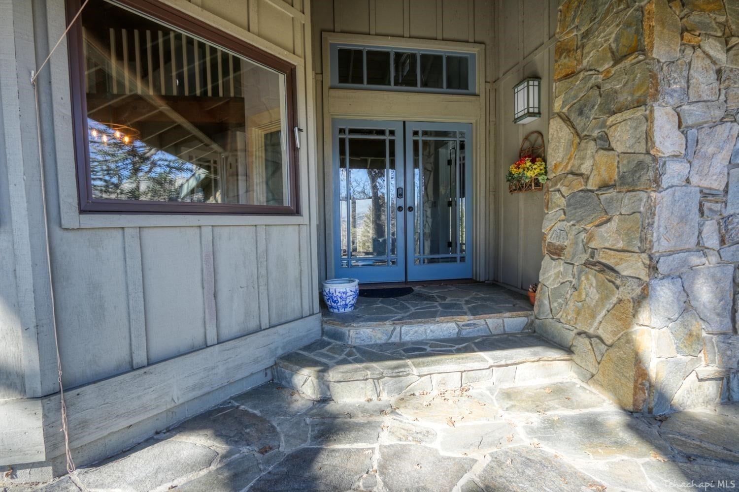 28250 Cumberland Road Tehachapi, CA 93561 - Photo 12 of 68 Gallery Image 12