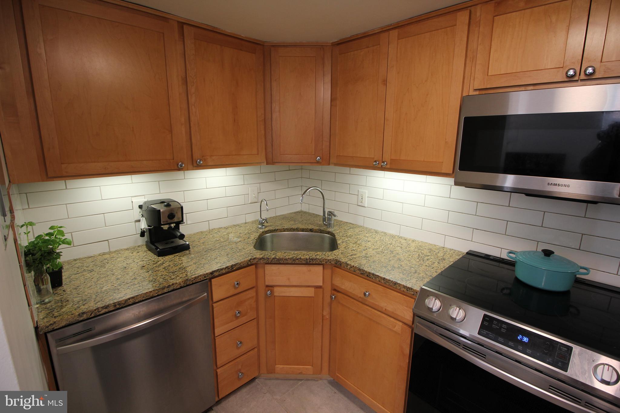 2630 Adams Mill Road Northwest, Unit 108 Washington, DC 20009 - Photo 5 of 16 Recently replaced dishwasher