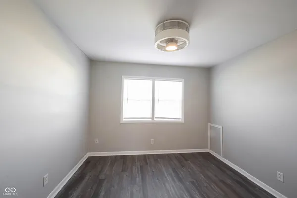 $1,099 | 140 Maple Park Drive, Unit 3, Westfield, IN 46074