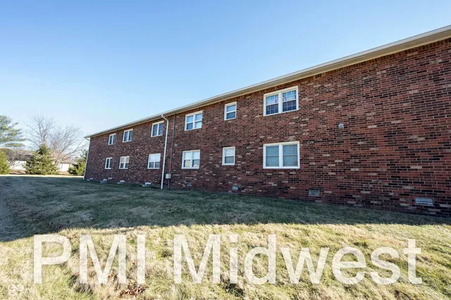 $1,129 | 140 Maple Park Drive, Unit 3, Westfield, IN 46074