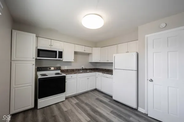 $1,099 | 140 Maple Park Drive, Unit 3, Westfield, IN 46074