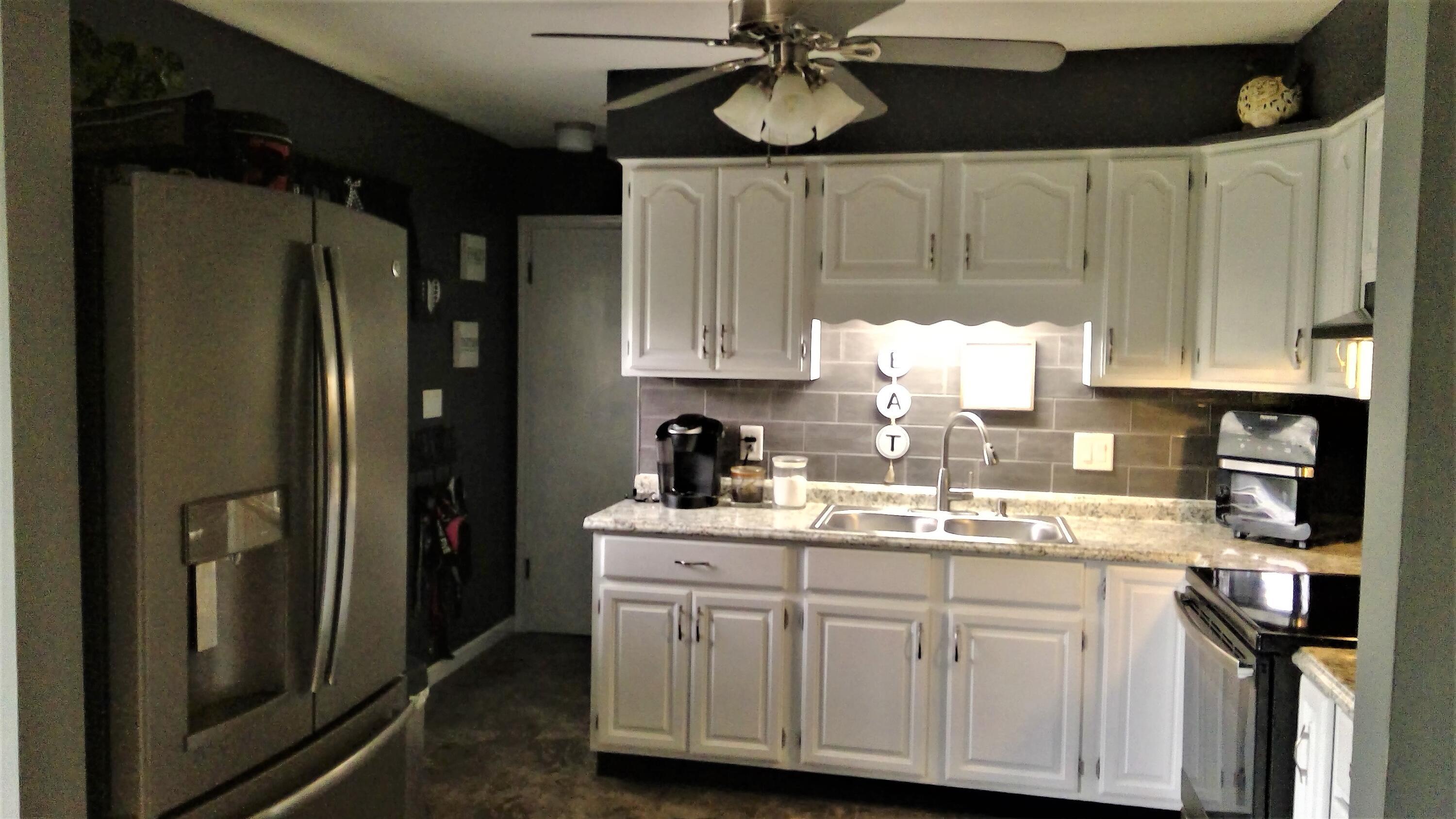 2328 Derr Road Springfield, OH 45503 - Photo 7 of 32 WIN_20220507_14_31_34_Pro (2)