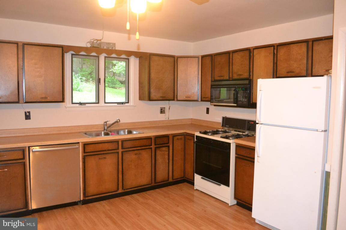 185 Goods Road Conestoga, PA 17516 - Photo 8 of 20
