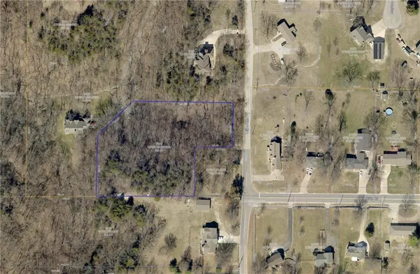 $250,000 | 5460 Clare Road, Shawnee, KS 66226