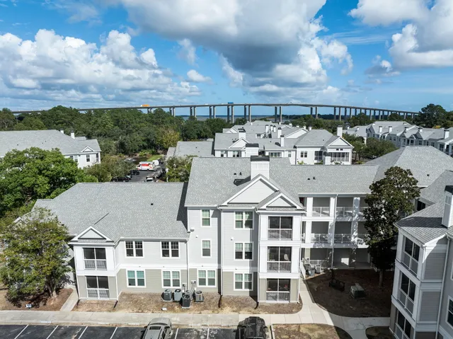 $1,900 | 130 River Landing Drive, Unit 9203, Charleston, SC 29492