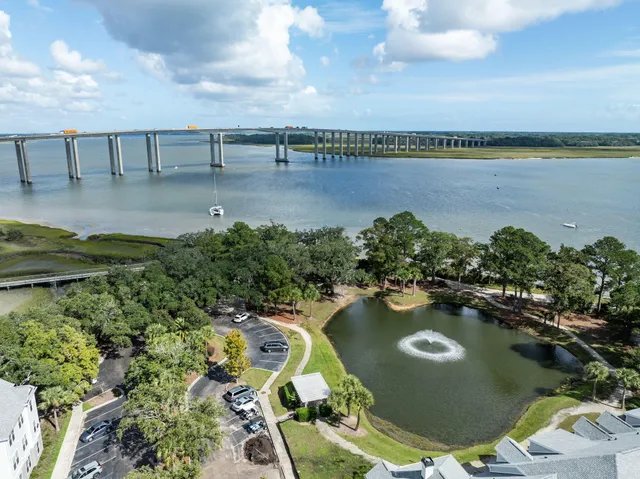 $1,900 | 130 River Landing Drive, Unit 9203, Charleston, SC 29492