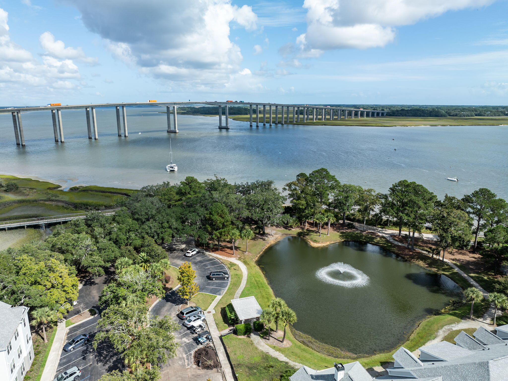 130 River Landing Drive, Unit 9203 Charleston, SC 29492 - Photo 27 of 34 6-web-or-mls-DJI_0774